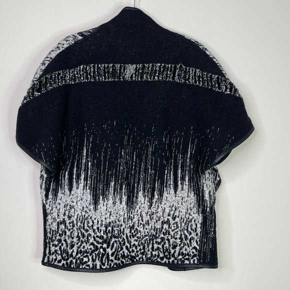 Simon Chang The Collection Leopard Print Wool Shawl Cardigan Size Small - Picture 2 of 9
